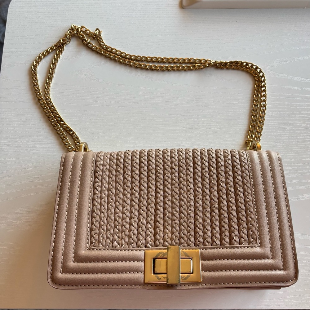 Lulu's Blush Braided Chain Shoulder Bag with Gold Hardware